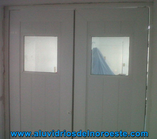 Puertas de PVC 2 – Aluvidrios